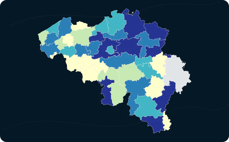 Durchschnittliche Fahrzeit zwischen Ladepunkten, 2021. Exakte amtliche Grenzen; fehlende Werte bleiben neutral.